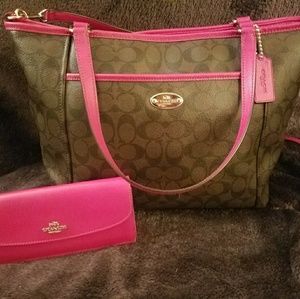 Coach Tote